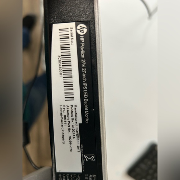 Hp pavilion 27xi 27 inch monitor. IPS led backlit. Hp keyboard. Hp mouse. - Picture 2 of 3